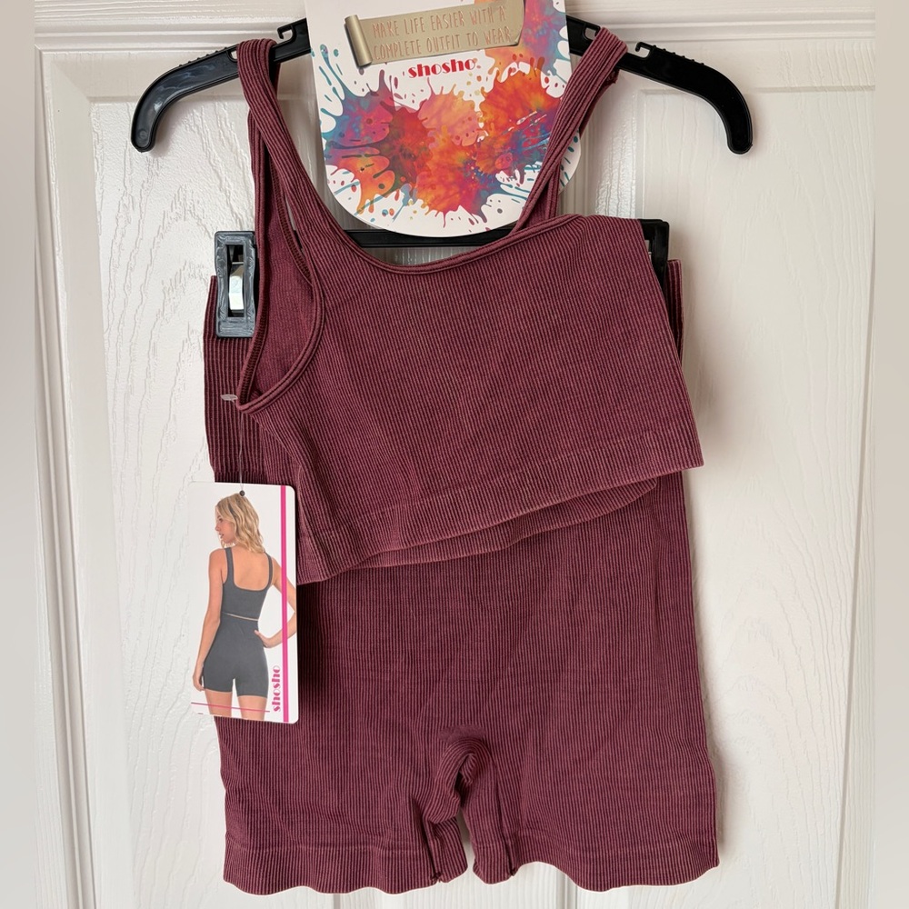 Sho sho Burgundy Ribbed active workout Tank and Shorts Set S/M